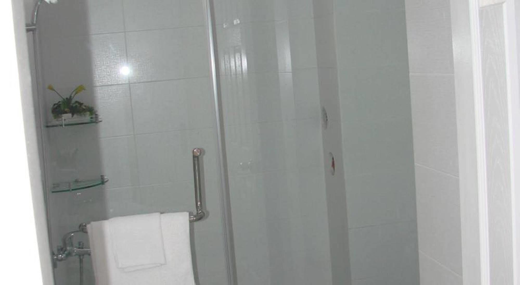 Cat Huy Hotel Ciudad Ho Chi Minh  Exterior foto